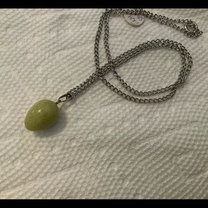 SERPENTINE GEM STONE EGG NECKLACE 70s - see metaph beliefs
